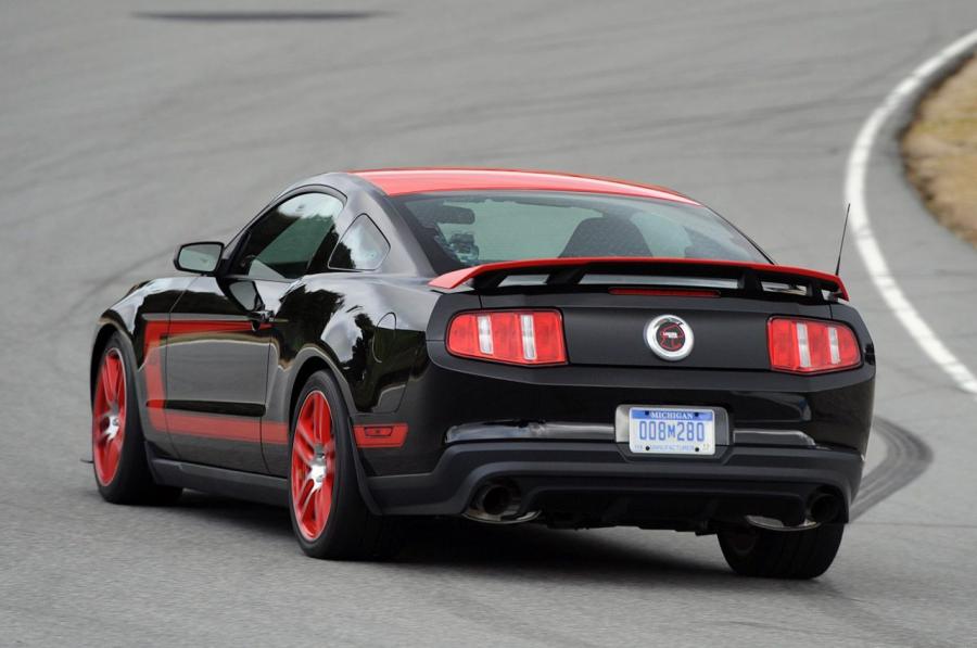  Ford Mustang Boss 302 Laguna Seca 2010 года  (фото 59 из 132)